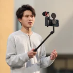Ulanzi MA35 MagSafe Bluetooth Smartphone Camera Shutter and Grip - Image 8